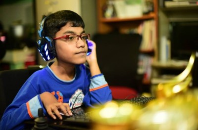 ކުޑަކުދިންގެ ސުލްހައިގެ އެވޯޑަށް ދިވެހި ކުއްޖަކު ވާދަކުރަނީ