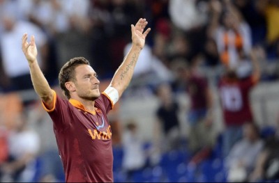 ޓޮޓީ އިޓާލިއަން ލީގުގައި 250 ލަނޑު ހަމަކޮށްފި