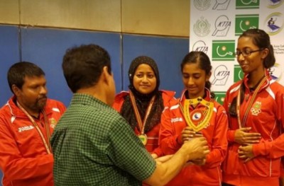 ގައުމީ ޗެމްޕިއަންކަމާ އެކު އުއްމީދީ ދެ ކުޅުންތެރިން ވިދާލައިފި