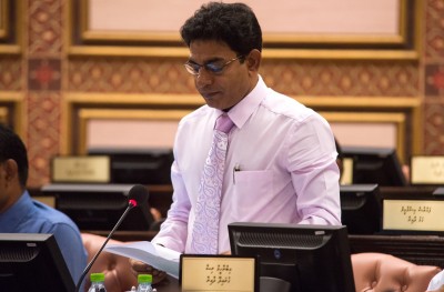 ކާޑުގެ އަގު ބޮޑުކުރުމަކީ ރައްޔިތުން ސަލާން ޖައްސުވަން މަގުފަހިކުރުން: ވައްޑެ