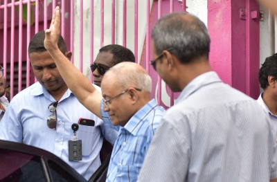 ކައުންސިލް ބައްދަލުވުމެއް ބާއްވާނީ ބަޣާވާތްކުރި މެމްބަރުން މާފަށް އެދި ގަވައިދަށް ހުރުމަތްތެރިކޮށް ހިތަން ވައުދު ވުމުން: މައުމޫން