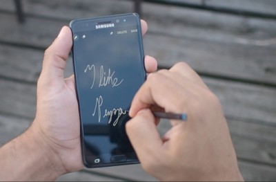 އިންޑިއާގައި ނޯޓް 7 އަށް ޕްރީއޯޑަރު ދިން ކޮންމެ މީހަކަށް ހަދިޔާއެއް