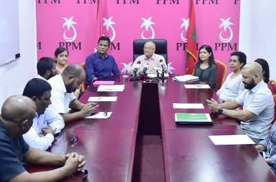 މައުމޫނާ ނުލައި ޕީޕީއެމްގެ ކުރިމަގެއް ނެތް: ޔުމްނާ