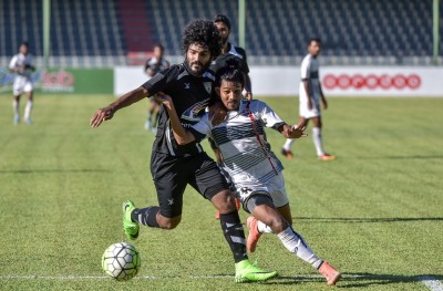 ޔޫތު ޗެމްޕިއަންޝިޕް: ޕެނަލްޓީ ޖަހައިގެން ޓީސީ ބަލިކޮށް އީގަލްސް ފައިނަލަށް