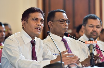 ކައުންސިލް އިންތިހާބާ ބެހޭ ގޮތުން ވެސް ޕީޕީއެމްގެ ދެ ފެކްޝަން އަރާރުމަކަށް
