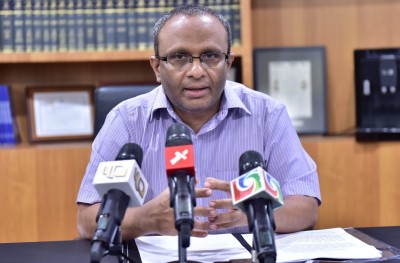 މައުމޫނަށް ނޭނގި ހައި ކޯޓަށް ދިޔައީ އިސްތިއުނާފުގެ ހައްގު ގެއްލުވާލަން: ވަކީލް