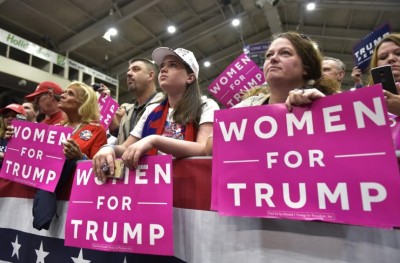 ޖިންސީ ގޯނާކުރި ކަމަށް ބުނި މީހުންނަށް ދައުވާ ކުރާނަން: ޓްރަމްޕް