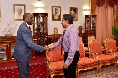 ސީމެގުގެ މަސައްކަތަށް ތާއީދު، ކޮމަންވެލްތާ އަލުން ގުޅޭނެ ކަމަށް އުންމީދު ކުރަން: ރޯޔަލް ކޮމަންވެލްތު ސޮސައިޓީ