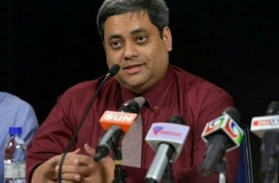 ދެބެންގެ ކޯޅުމުގައި ހަމީދުގެ އާއިލާ ވެސް ދެބައިވެއްޖެ