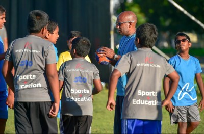 ފިޒިކަލް އެޑިއުކޭޝަނަށް ބަދަލެއް ބޭނުން