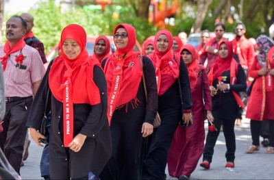 އިސްލާމް މާއްދާ ދެކެ ފޫހިނުވާތި!