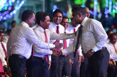 ރައީސް މައުމޫން އަލުން ގުޅިވަޑައިގަތުމަށް ރައީސް ޔާމީން ދައުވަތު ދެއްވައިފި