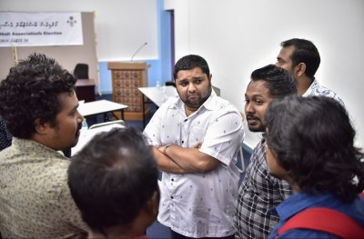 ސިނާންގެ އިސްތިއުފާ މިނިސްޓްރީން ގަބޫލެއް ނުކުރޭ!