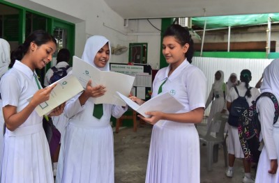 ސްކޫލުތަކުން ތަފާތު މަންޒަރެއް