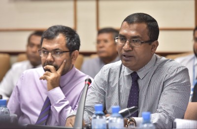 އޭޑީސީ ނަގަން ފާސްކުރީ އުސޫލުތަކާ ހިލާފަށް: ޒުހޫރު