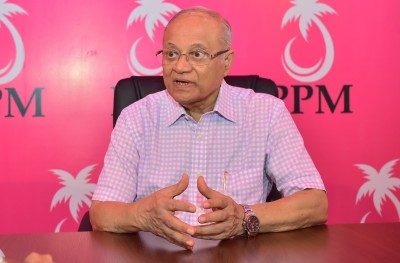 ޕާޓީގެ ރައީސްކަން އަންގައިދޭ ލިޔުން ހޯޯދަން މައުލޫމާތުގެ ގާނޫނުގެ ދަށުން ހުށަހަޅައިފި