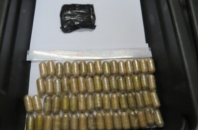 ދިރުވާލައިގެން ބައި ކިލޯއެއްހާ ޑްރަގް އެތެރެކުރި މީހަކު އުމުރަށް ޖަލަށް