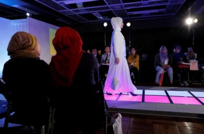 ޖަޕާނުގައި ފުރަތަމަ ފަހަރަށް މުސްލިމުންނަށް ހާއްސަ ފެޝަން ޝޯއެއް