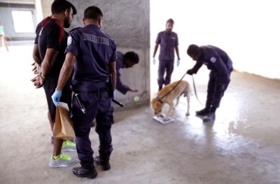 މަސްތުވާތަކެއްޗާއެކު ދެ ފުލުހަކާއި ސިފައިންގެ މީހަކު ހައްޔަރުކޮށްފި