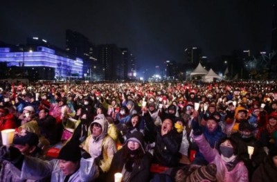 އިސްތިއުފާ ދެއްވަން ދެކުނު ކޮރެއާގެ ރައީސް ތައްޔާރު