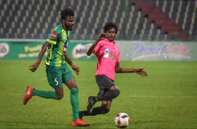 އޮފާތައް ލިބުނު އެކަމަކު ބޭނުންވީ މާޒިޔާގައި މަޑުކުރަން: އިރޭ