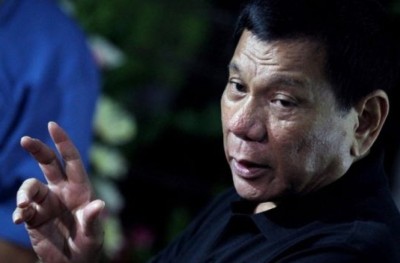 ތިން މީހުން މަރާލި ކަމަށް ފިލިޕީންސްގެ ރައީސް ވިދާޅުވެއްޖެ