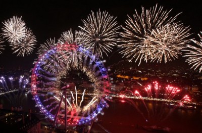 ދުނިޔޭގެ އެކި ހިސާބުތަކުގައި އާ އަހަރުގެ ފެށުން ފާހަގަކޮށްފި