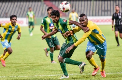 ކަކާ އާއި މުއްޓި ވެލެންސިއާ އަށް