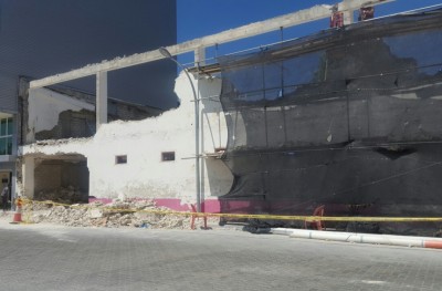 މާފަންނު މަދަރުސާގެ ބާ އިމާރާތް ތަޅާލައި ގޯތިތެރެ ބޮޑުކުރަނީ