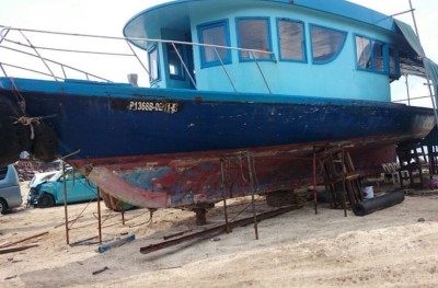 ހަލާކުވެފައި އޮތް ކުޑަ ދޯންޏެއް އެމްޕީއެލުން 5 މިލިއަން ރުފިޔާ އަށް ގަތް ކަމަށް ބުނާ މައްސަލައެއް ފެންމަތިވެއްޖެ!