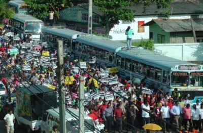 ޗައިނާގެ އިންވެސްޓްމަންޓާ ދެކޮޅަށް ލަންކާގައި ހަމަނުޖެހުން ހިންގައިފި