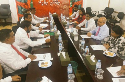 ރައީސް ޔާމީނާ ވާދަކުރައްވާ އިދިކޮޅު ކެންޑިޑޭޓު ކޮބާ؟