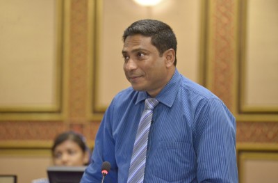 މެމްބަރު ސައުދުﷲ ރައީސް ޔާމީންގެ ފެކްޝަނާ އަލުން ގުޅިވަޑައިގެންފި