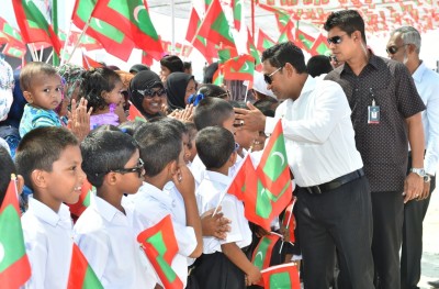 އެއްކޮޅުންނާއި ދެކޮޅުން ޖަދަލުކުރިއަސް އަޅުގަނޑުގެ އަމާޒު ވަރަށް ސީދާ: ރައީސް