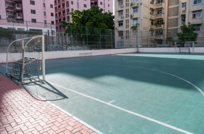 ހުޅުމާލޭގައި އިތުރު ހަތަރު ފުޓްސަލް ދަނޑު އަޅަނީ