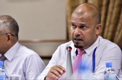 ފެނަކައިގެ އެމްޑީ ނުފޫޒު ބޭނުންކުރާ ކަމުގެ ތުހުމަތު އޭސީސީ އަށް