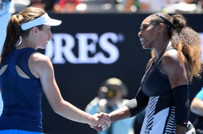 ފޯމުގައި ހުރި ކޮންޓާ ބަލިކޮށް ސެރީނާ ސެމީ އަށް