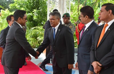 މޫސަ އެމްޑީޕީ ދަފްތަރުން އުނިކޮށް، މިނިވަން މެމްބަރަކަށް