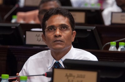 ސިނގިރޭޓް ފޮއްޓެއް ވިއްކަންވީ 100ރ. އަށް: ނިހާނު