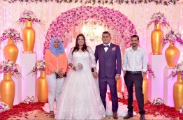 އިރުތިޝާމާއި ޝާހިދު ކައިވެނި ބައްލަވައިގެންފި