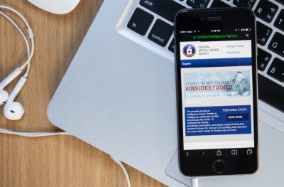 އެޕަލް އަދި ސެމްސަންގުން ސީއައިއޭއަށް ދޫނުދޭން ވައުދުވެއްޖެ