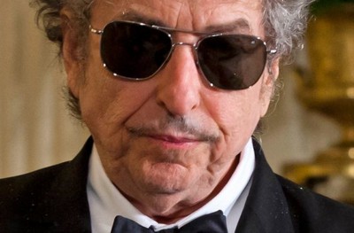 އެންމެ ފަހުން ބޮބް ޑިލަން އަށް ނޯބެލް އިނާމު ހަވާލުކޮށްފި