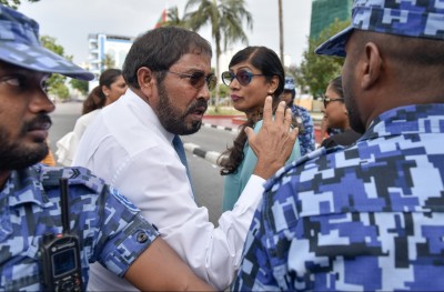 ރިޝްވަތު ހުށަހެޅި ކަމަށް ބުނެ ގާސިމްގެ މައްޗަށް ދައުވާކޮށްދިނުމަށް އެދި ޕީޖީ އަށް ފޮނުވައިފި