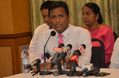 މެމްބަރު ފަލާހްގެ މައްޗަށް އަބުރުގެ ދައުވާ ކުރަން އުމަރު ހުށަހަޅުއްވައިފި