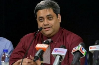 ގާސިމަށް މިހެން ހަދާއިރު އާންމުންނަށް އޮތީ ކޮން ރައްކާތެރިކަމެއް: ވަކީލު މައުމޫން
