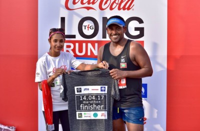 ޓީއެފްޖީ ކޮކާކޯލާ ލޯންގް ރަން: 800 ޗެމްޕިއަނުންގެ ދުވުމެއް!