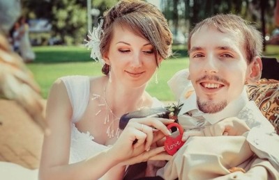 އަނާ އާއި ގްރެގޮރީގެ ވާހަކަ: ހަގީގީ ލޯތްބަކީ މިއީ