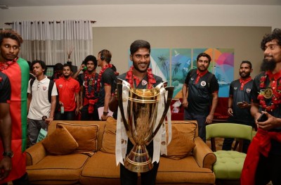 ބޮންޑާ ދެން ނުފެނިދާނެ: ނިޒާމްބެ