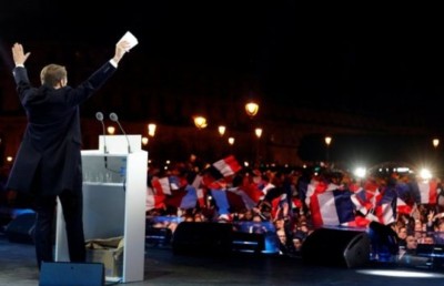 ފްރާންސްގެ އިންތިޚާބު މެކޮން ކާމިޔާބު ކުރައްވައިފި