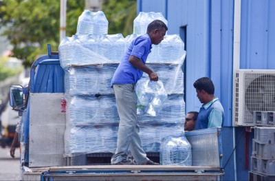 ފެނުގެ ޑިމާންޑް ބޮޑު، ޕްލާންޓްތައް މަރާމާތުގައި